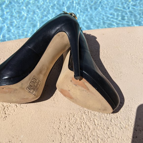 Michael Kors Black Platform Pump Heels - Picture 5 of 6